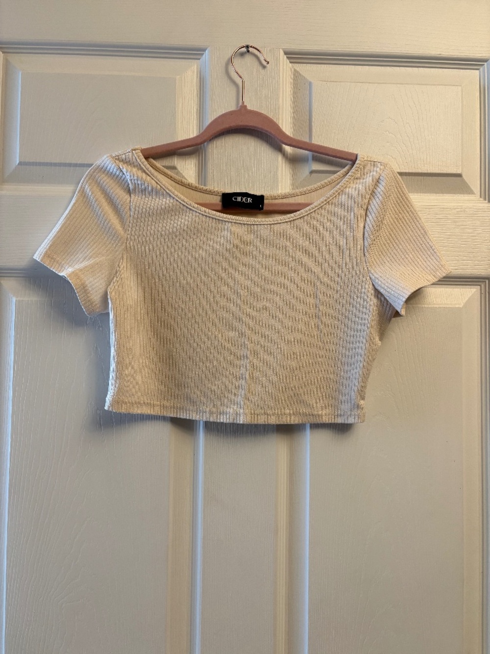 Women's Cider Cream Crop Top